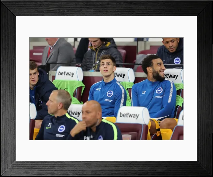 Framed Print : Jayson Molumby in Action: Brighton & Hove Albion vs. West Ham United, Premier League (2017) Framed Print : Jayson Molumby in Action: Brighton & Hove Albion vs. West Ham United, Premier League (2017)