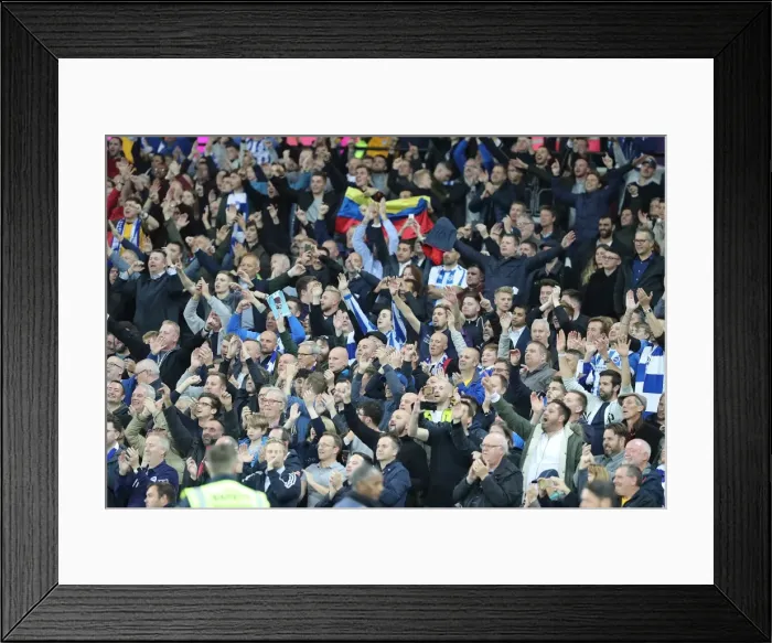 Framed Print : Brighton and Hove Albion Fans in Action: West Ham United vs. Brighton Premier League 2017 Framed Print : Brighton and Hove Albion Fans in Action: West Ham United vs. Brighton Premier League 2017