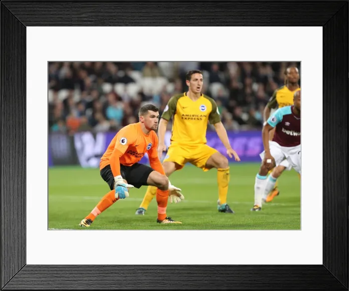 Framed Print : Mathew Ryan of Brighton and Hove Albion Faces Off Against West Ham United in Premier League Clash, 20th October 2017 Framed Print : Mathew Ryan of Brighton and Hove Albion Faces Off Against West Ham United in Premier League Clash, 20th October 2017