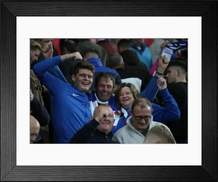Framed Print : November Showdown: Premier League Clash Between Swansea City and Brighton & Hove Albion (4NOV17) Framed Print : November Showdown: Premier League Clash Between Swansea City and Brighton & Hove Albion (4NOV17)