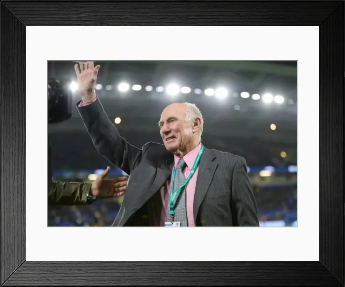 Framed Print : Brighton and Hove Albion vs Stoke City: Premier League Showdown at American Express Community Stadium (November 2017) Framed Print : Brighton and Hove Albion vs Stoke City: Premier League Showdown at American Express Community Stadium (November 2017)