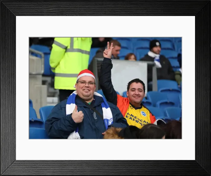 Framed Print : Brighton and Burnley: A Sea of Passionate Fans (16DEC17) Framed Print : Brighton and Burnley: A Sea of Passionate Fans (16DEC17)