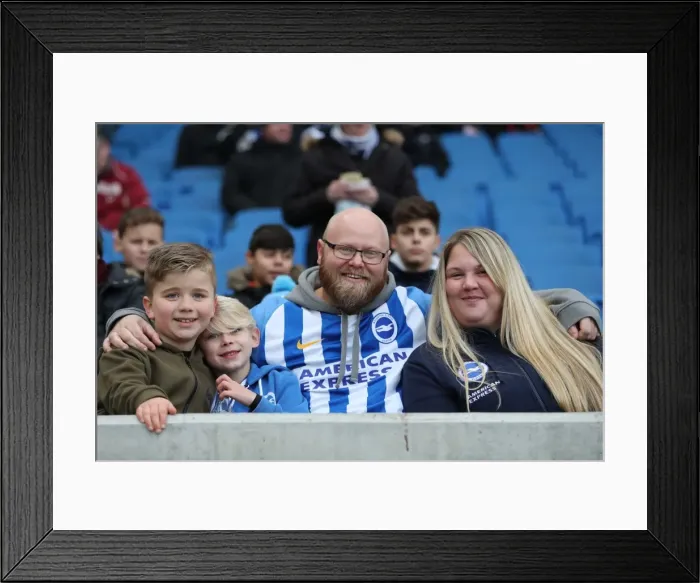 Framed Print : Brighton vs. Burnley: Fan Clash in Premier League Match at American Express Community Stadium (16DEC17) Framed Print : Brighton vs. Burnley: Fan Clash in Premier League Match at American Express Community Stadium (16DEC17)