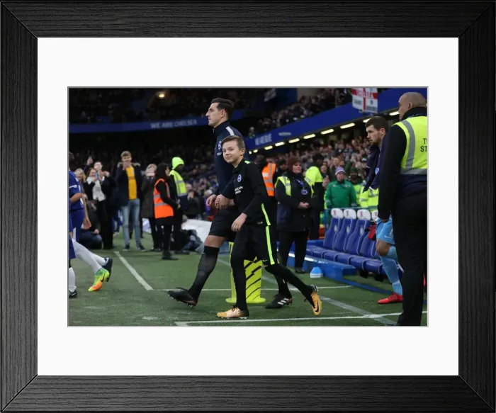 Framed Print : Boxing Day Battle: Chelsea vs. Brighton and Hove Albion - Premier League (17-12-26) Framed Print : Boxing Day Battle: Chelsea vs. Brighton and Hove Albion - Premier League (17-12-26)