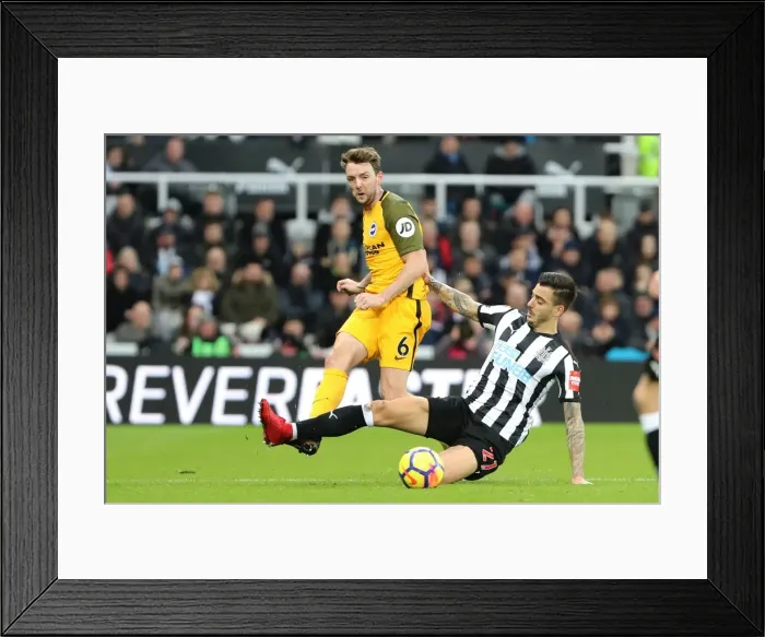 Framed Print : Stephens vs Joselu: Intense Midfield Battle in Newcastle United vs Brighton and Hove Albion (30DEC17) Framed Print : Stephens vs Joselu: Intense Midfield Battle in Newcastle United vs Brighton and Hove Albion (30DEC17)