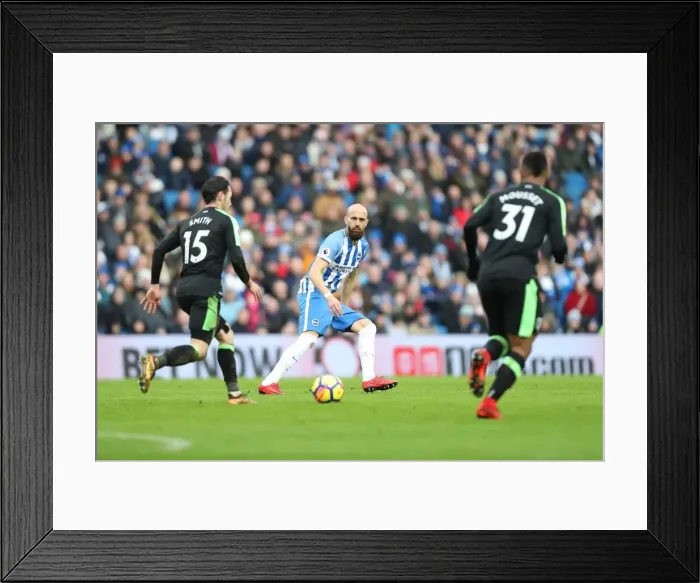 Framed Print : Intense Premier League Clash: Brighton and Hove Albion vs Bournemouth (01JAN18) Framed Print : Intense Premier League Clash: Brighton and Hove Albion vs Bournemouth (01JAN18)