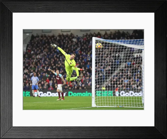 Framed Print : Brighton and Hove Albion vs. West Ham United: Premier League Showdown at American Express Community Stadium (3rd February 2018) Framed Print : Brighton and Hove Albion vs. West Ham United: Premier League Showdown at American Express Community Stadium (3rd February 2018)