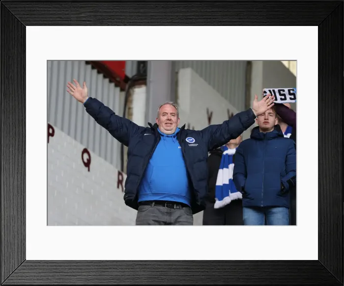 Framed Print : Brighton and Hove Albion vs. Burnley: A Premier League Battle at Turf Moor (28APR18) Framed Print : Brighton and Hove Albion vs. Burnley: A Premier League Battle at Turf Moor (28APR18)