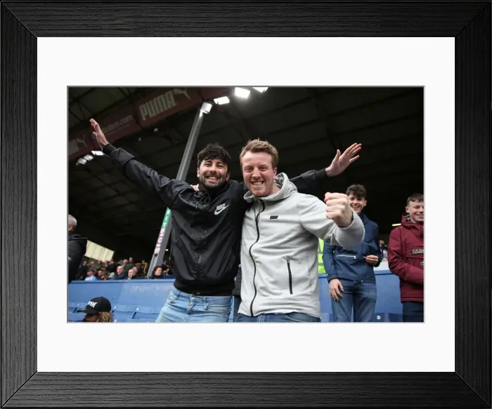 Framed Print : Premier League Showdown: Burnley vs. Brighton & Hove Albion at Turf Moor (28APR18) Framed Print : Premier League Showdown: Burnley vs. Brighton & Hove Albion at Turf Moor (28APR18)