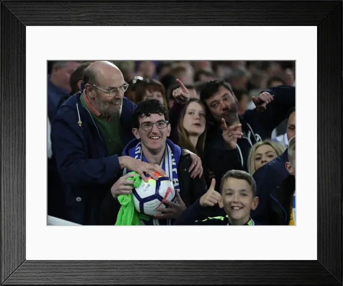 Framed Print : Brighton and Hove Albion vs Manchester United: Premier League Showdown at American Express Community Stadium (04.05.18) Framed Print : Brighton and Hove Albion vs Manchester United: Premier League Showdown at American Express Community Stadium (04.05.18)