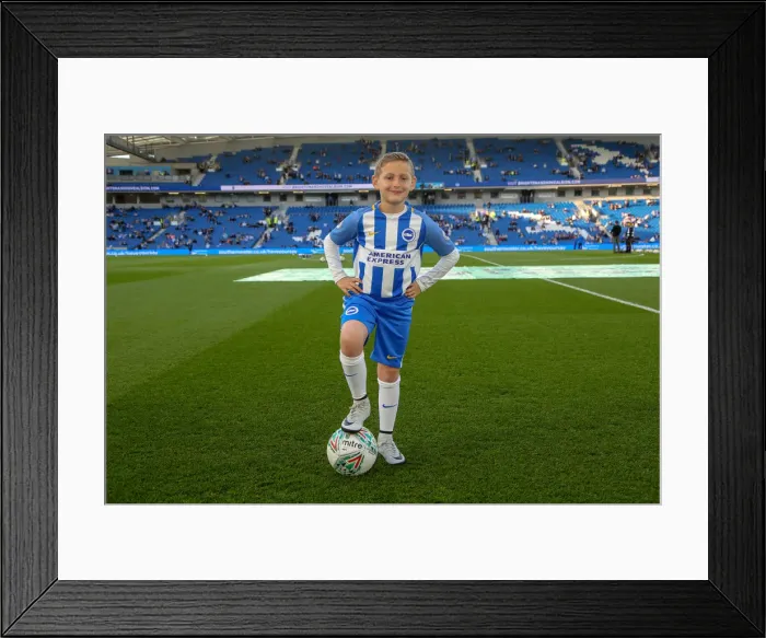Framed Print : Mascots - Man Utd-9719 Framed Print : Mascots - Man Utd-9719