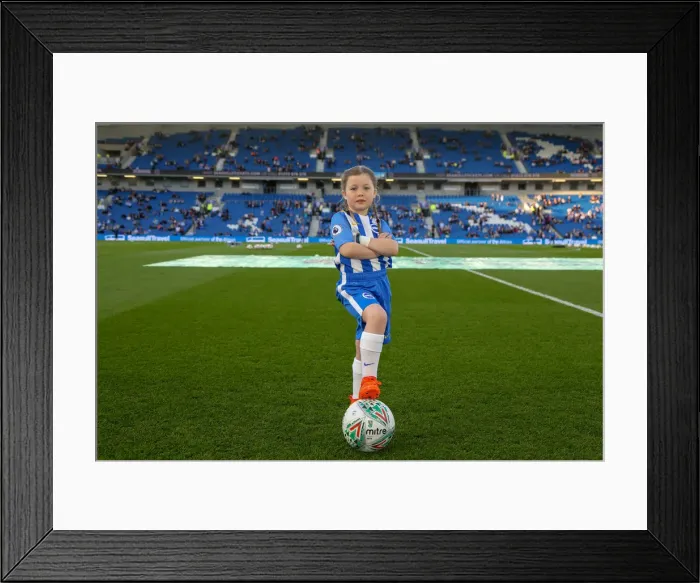 Framed Print : Mascots - Man Utd-9757 Framed Print : Mascots - Man Utd-9757