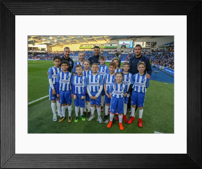 Framed Print : Mascots - Man Utd-9887 Framed Print : Mascots - Man Utd-9887