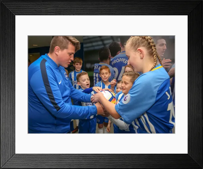 Framed Print : Mascots - Man Utd-9913 Framed Print : Mascots - Man Utd-9913