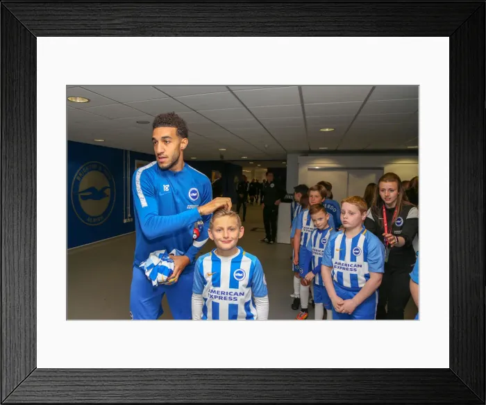 Framed Print : Mascots - Man Utd-9919 Framed Print : Mascots - Man Utd-9919
