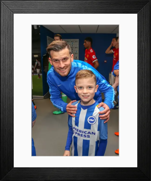 Framed Print : Mascots - Man Utd-9925 Framed Print : Mascots - Man Utd-9925