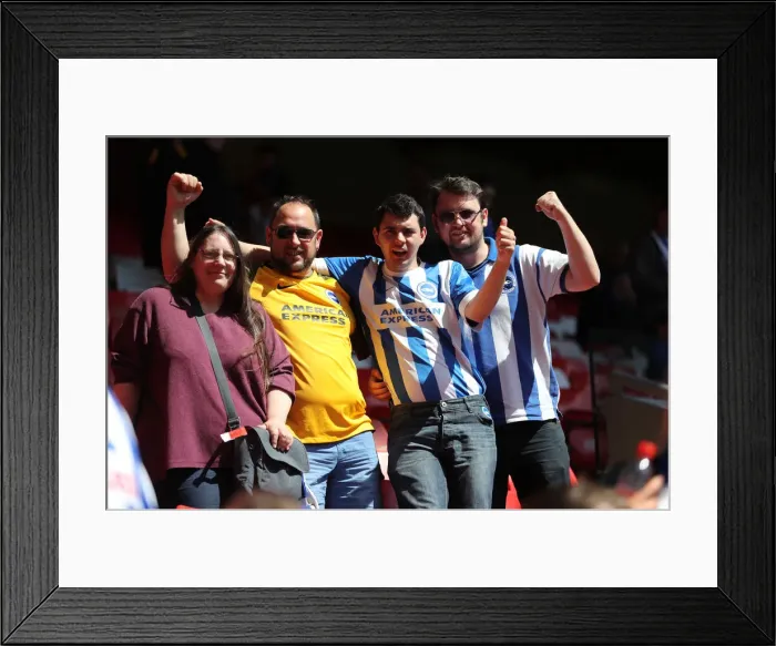 Framed Print : Liverpool vs. Brighton & Hove Albion: Premier League Showdown at Anfield on 13May18 Framed Print : Liverpool vs. Brighton & Hove Albion: Premier League Showdown at Anfield on 13May18
