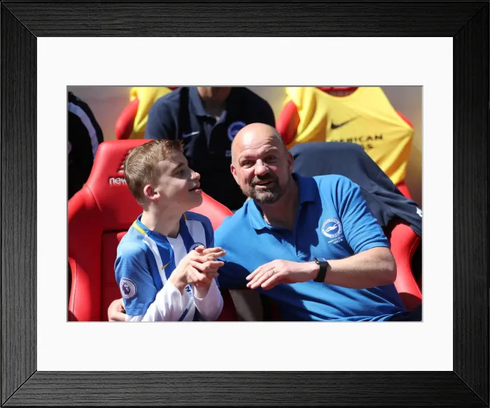 Framed Print : 13MAY18: Premier League Battle - Liverpool vs. Brighton & Hove Albion at Anfield Framed Print : 13MAY18: Premier League Battle - Liverpool vs. Brighton & Hove Albion at Anfield