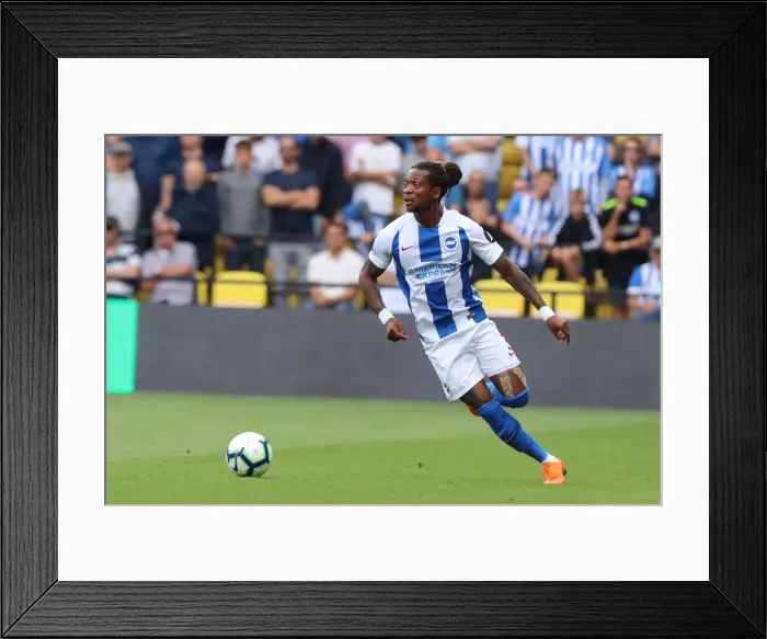 Framed Print : Gaetan Bong Defends for Brighton and Hove Albion Against Watford in Premier League (11AUG18) Framed Print : Gaetan Bong Defends for Brighton and Hove Albion Against Watford in Premier League (11AUG18)