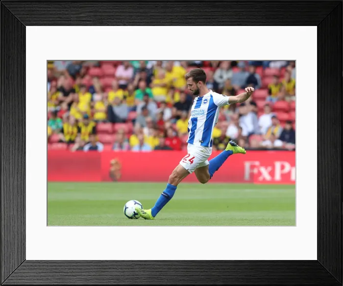 Framed Print : Davy Propper in Action: Watford vs. Brighton & Hove Albion, Premier League (11th August 2018) Framed Print : Davy Propper in Action: Watford vs. Brighton & Hove Albion, Premier League (11th August 2018)