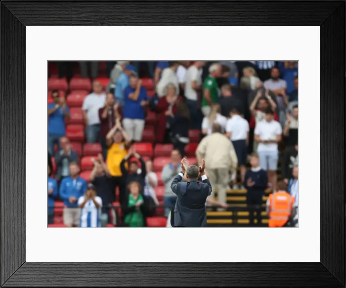 Framed Print : Premier League Showdown: Watford vs. Brighton & Hove Albion at Vicarage Road (11AUG18) Framed Print : Premier League Showdown: Watford vs. Brighton & Hove Albion at Vicarage Road (11AUG18)