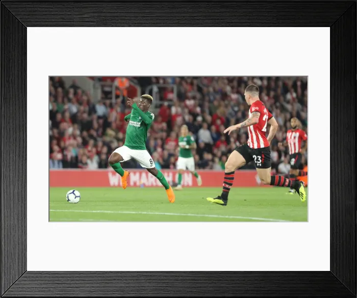 Framed Print : Premier League Showdown: Southampton vs. Brighton & Hove Albion at St. Mary's Stadium (17SEP18) Framed Print : Premier League Showdown: Southampton vs. Brighton & Hove Albion at St. Mary's Stadium (17SEP18)