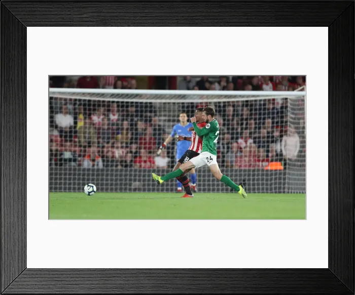 Framed Print : September Showdown: Premier League Clash between Southampton and Brighton & Hove Albion (17SEP18) Framed Print : September Showdown: Premier League Clash between Southampton and Brighton & Hove Albion (17SEP18)
