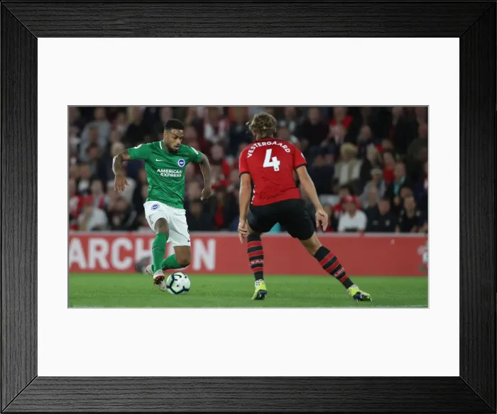 Framed Print : September Showdown: Premier League Clash between Southampton and Brighton & Hove Albion (17SEP18) Framed Print : September Showdown: Premier League Clash between Southampton and Brighton & Hove Albion (17SEP18)