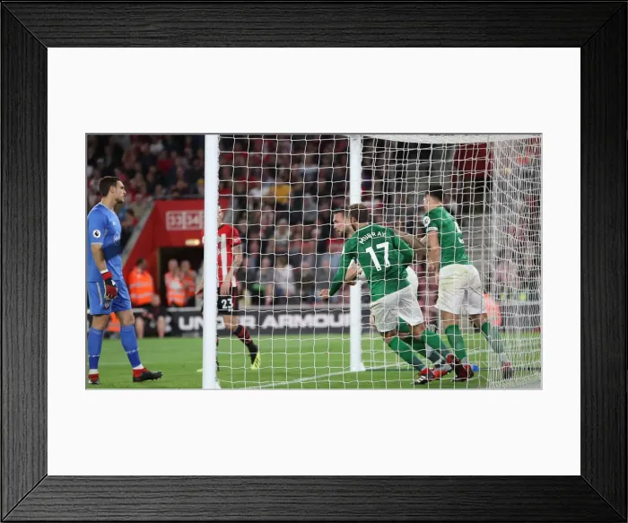 Framed Print : Premier League Showdown: Southampton vs. Brighton & Hove Albion at St. Mary's Stadium (17SEP18) Framed Print : Premier League Showdown: Southampton vs. Brighton & Hove Albion at St. Mary's Stadium (17SEP18)
