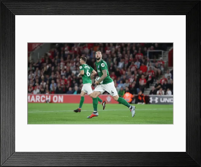 Framed Print : Premier League Showdown: Southampton vs. Brighton & Hove Albion at St. Mary's Stadium (17SEP18) Framed Print : Premier League Showdown: Southampton vs. Brighton & Hove Albion at St. Mary's Stadium (17SEP18)