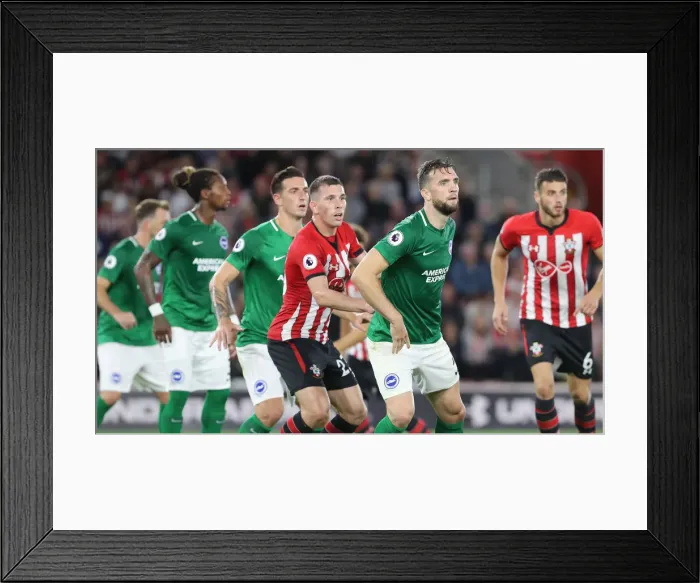 Framed Print : September Showdown: Premier League Clash between Southampton and Brighton & Hove Albion (17SEP18) Framed Print : September Showdown: Premier League Clash between Southampton and Brighton & Hove Albion (17SEP18)