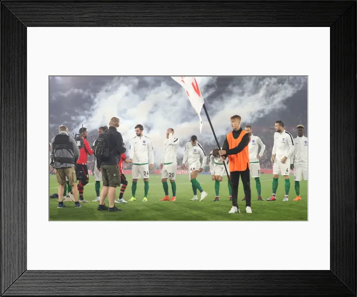 Framed Print : 17SEP18: Premier League Battle - Southampton vs. Brighton & Hove Albion at St. Mary's Stadium Framed Print : 17SEP18: Premier League Battle - Southampton vs. Brighton & Hove Albion at St. Mary's Stadium