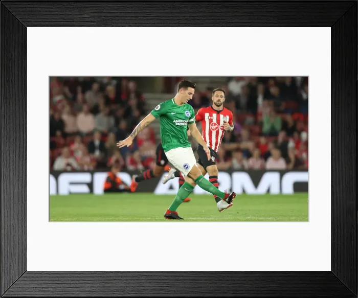 Framed Print : September Showdown: Premier League Clash between Southampton and Brighton & Hove Albion (17SEP18) Framed Print : September Showdown: Premier League Clash between Southampton and Brighton & Hove Albion (17SEP18)