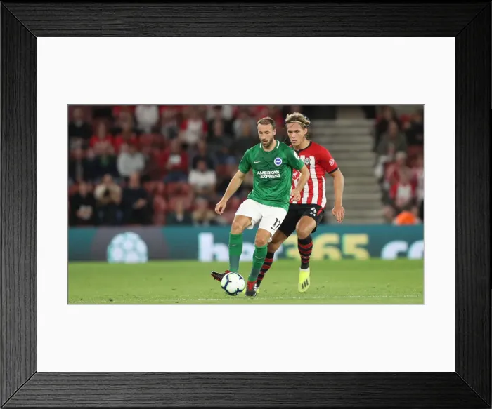 Framed Print : September Showdown: Premier League Clash between Southampton and Brighton & Hove Albion (17SEP18) Framed Print : September Showdown: Premier League Clash between Southampton and Brighton & Hove Albion (17SEP18)