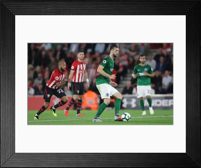 Framed Print : September Showdown: Premier League Clash between Southampton and Brighton & Hove Albion (17SEP18) Framed Print : September Showdown: Premier League Clash between Southampton and Brighton & Hove Albion (17SEP18)