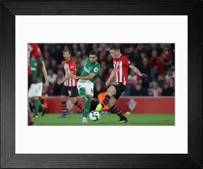 Framed Print : September Showdown: Premier League Clash between Southampton and Brighton & Hove Albion (17SEP18) Framed Print : September Showdown: Premier League Clash between Southampton and Brighton & Hove Albion (17SEP18)