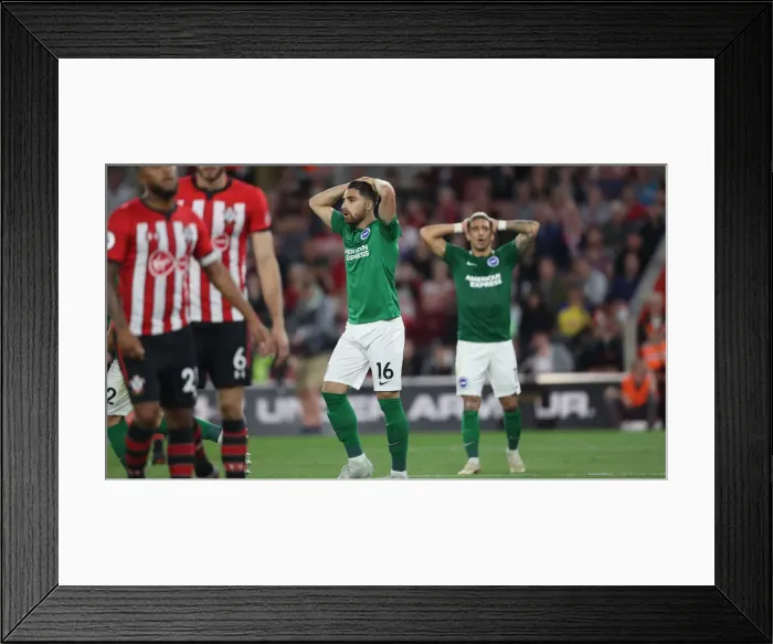 Framed Print : September Showdown: Premier League Clash between Southampton and Brighton & Hove Albion (17SEP18) Framed Print : September Showdown: Premier League Clash between Southampton and Brighton & Hove Albion (17SEP18)