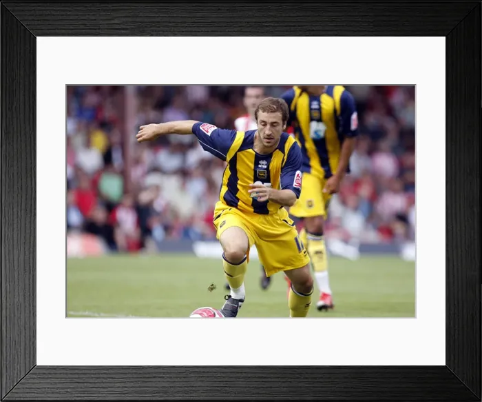 Framed Print : Radiant Glenn Murray: Brighton and Hove Albion's Brilliant Striker Framed Print : Radiant Glenn Murray: Brighton and Hove Albion's Brilliant Striker