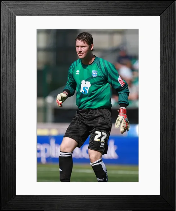 Framed Print : Graeme Smith of Brighton & Hove Albion FC Framed Print : Graeme Smith of Brighton & Hove Albion FC