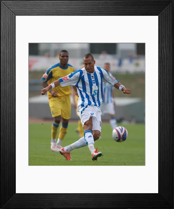 Framed Print : Brighton & Hove Albion: 2009-10 Season Home Matches vs. Southend United Framed Print : Brighton & Hove Albion: 2009-10 Season Home Matches vs. Southend United