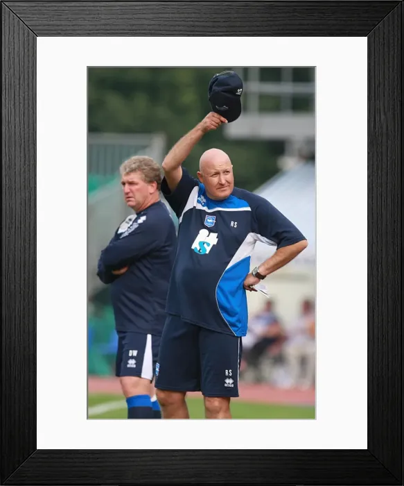 Framed Print : Brighton & Hove Albion: 2009-10 Home Matches - Southend United