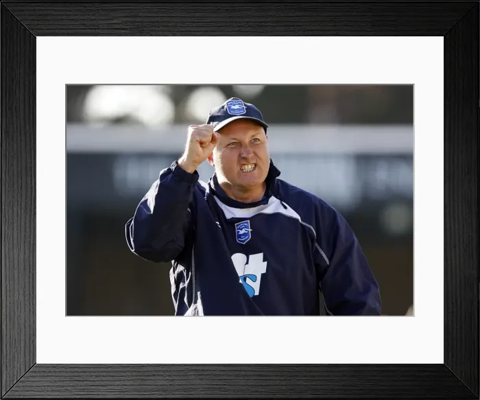 Framed Print : Brighton & Hove Albion 2009-10 Away: Bristol Rovers - A Past Season's Match Framed Print : Brighton & Hove Albion 2009-10 Away: Bristol Rovers - A Past Season's Match