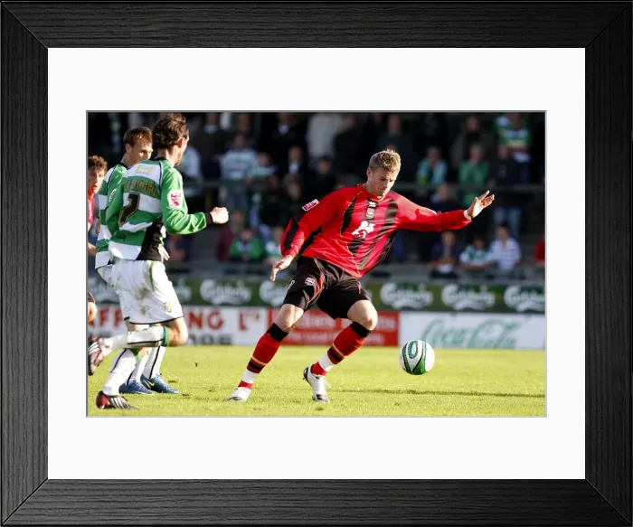 Framed Print : Brighton & Hove Albion 2009-10 Away: Yeovil Town - A Nod to Past Glory Framed Print : Brighton & Hove Albion 2009-10 Away: Yeovil Town - A Nod to Past Glory