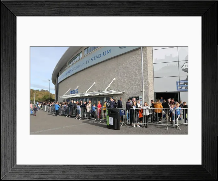 Framed Print : Brighton & Hove Albion FC: 2018 Player Signing Event - Autograph Session with the Team Framed Print : Brighton & Hove Albion FC: 2018 Player Signing Event - Autograph Session with the Team