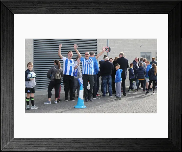 Framed Print : Brighton & Hove Albion FC: 2018 Player Signing Event - Autograph Session with the Team Framed Print : Brighton & Hove Albion FC: 2018 Player Signing Event - Autograph Session with the Team