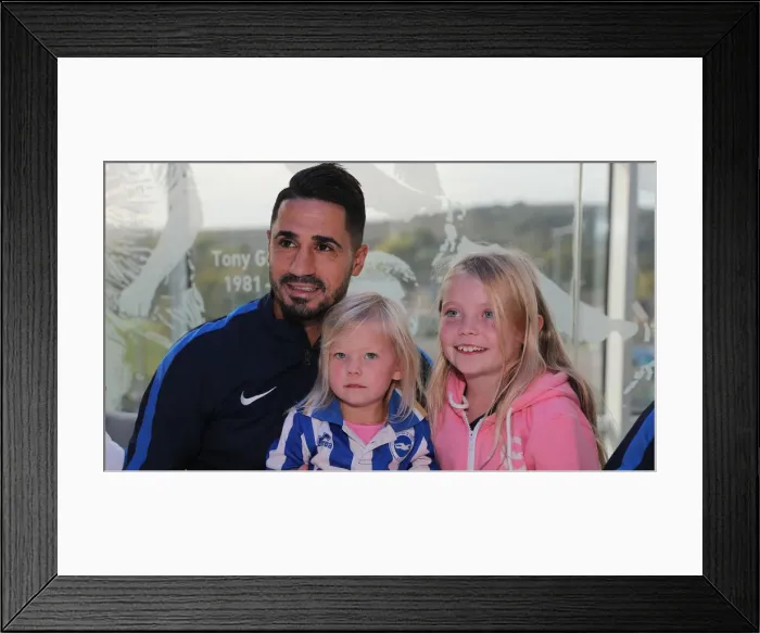 Framed Print : Brighton & Hove Albion FC: Exclusive Player Signing Event - 23rd October 2018 Framed Print : Brighton & Hove Albion FC: Exclusive Player Signing Event - 23rd October 2018