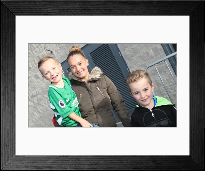 Framed Print : Brighton & Hove Albion FC: 2018 Player Signing Event - Autograph Session with the Team Framed Print : Brighton & Hove Albion FC: 2018 Player Signing Event - Autograph Session with the Team