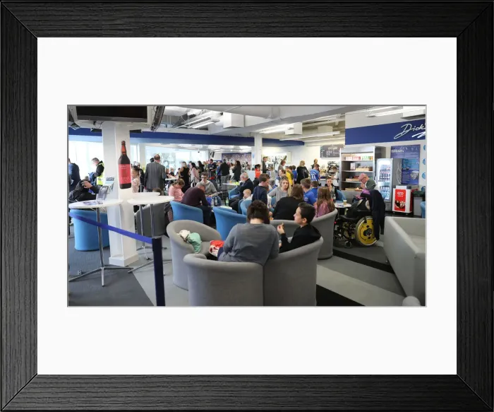 Framed Print : Brighton & Hove Albion FC: 2018 Player Signing Event - Autograph Session with the Team Framed Print : Brighton & Hove Albion FC: 2018 Player Signing Event - Autograph Session with the Team