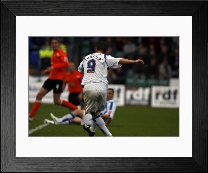 Framed Print : Brighton And Hove Albion Past Seasons: Season 2009-10: Season 2009-10 Home games: Hartlepool United Framed Print : Brighton And Hove Albion Past Seasons: Season 2009-10: Season 2009-10 Home games: Hartlepool United