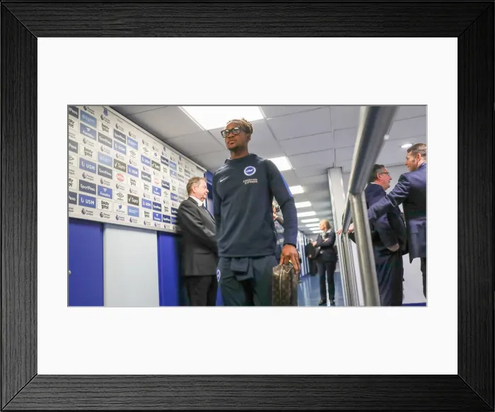 Framed Print : Premier League Showdown: Everton vs. Brighton & Hove Albion at Goodison Park (03NOV18) Framed Print : Premier League Showdown: Everton vs. Brighton & Hove Albion at Goodison Park (03NOV18)